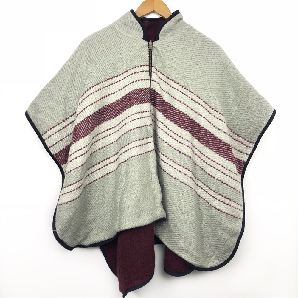 Free People Zip Up Poncho Shawl 🍂🌲🍁